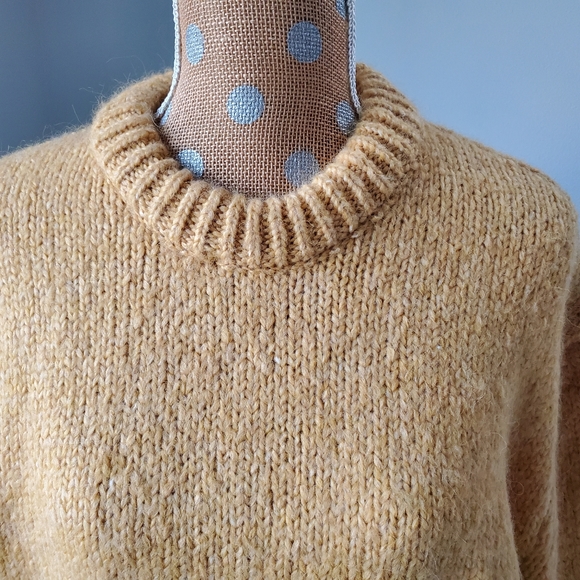 New Zara Mustard  Wool Blend  sweater  size  XL. - Picture 3 of 8